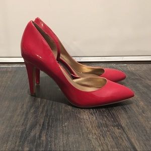 bcbg lenny pump